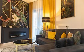 Hanza Tower - Golden Heaven Apartment